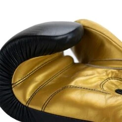 Super Pro Boxhandschuhe "Undisputed" 20 Super Pro Boxhandschuhe "Undisputed" -Fitnessgeräte 299 0200 2